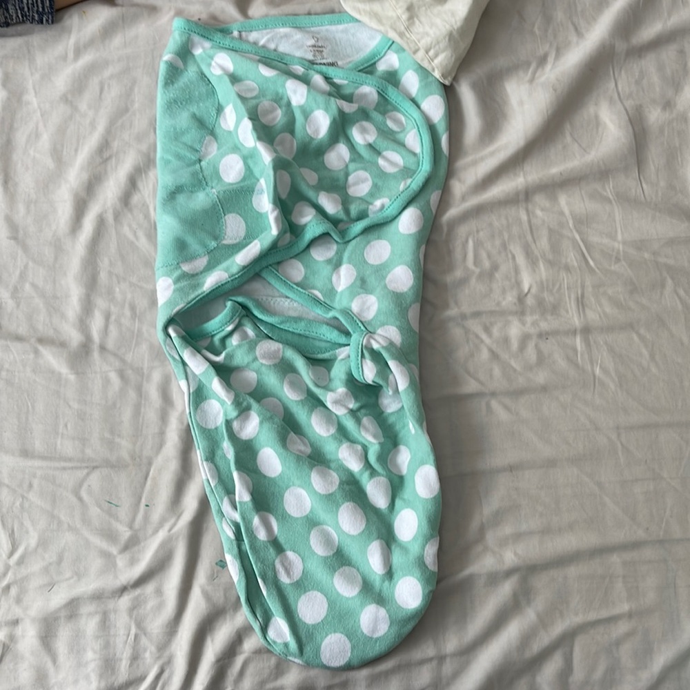 SwaddleMe, infant size LARGE, mint green, polka dots, Velcro swaddle.